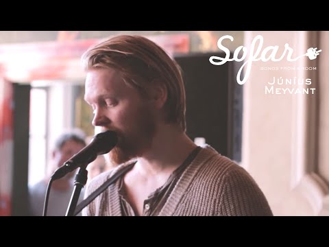 JúnÃÂus Meyvant - Eyes Open / Mr. Minister Great | Sofar Aarhus
JúnÃÂus Meyvant - Eyes Open / Mr. Minister Great | Sofar Aarhus