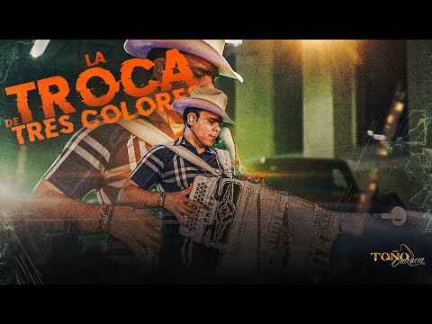 Toño Valencia - La Troca De Tres Colores (Video Musical En Vivo)