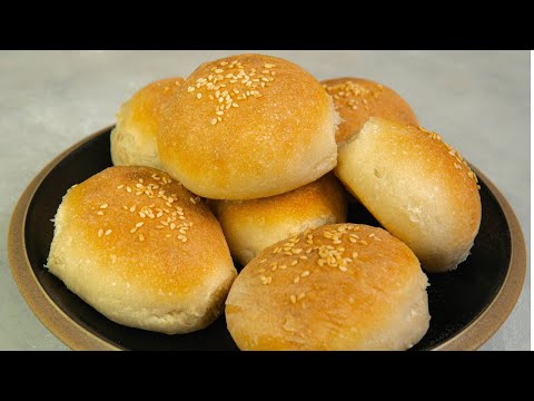 Easy No Knead Crusty Bread Rolls | 3 Ingredients Only!