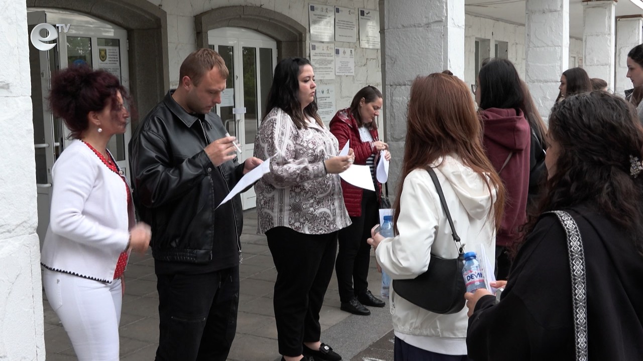 Заловиха 11 преписвачи на матурата по български език и литература в Хасково