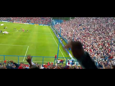 "Señores largo todo..." Barra: La Banda del Parque &bull; Club: Nacional