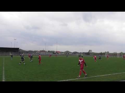 Lotnik Twardogóra - MKS Piast Żmigród 12.04.2017r - I Połowa