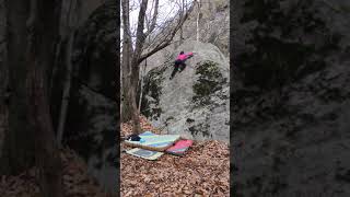 Video thumbnail of King slab, 6a+. Brione