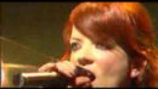 Garbage - Right Between The Eyes (Live on Canal+)