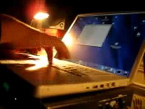 Alex Gunia playing laptop