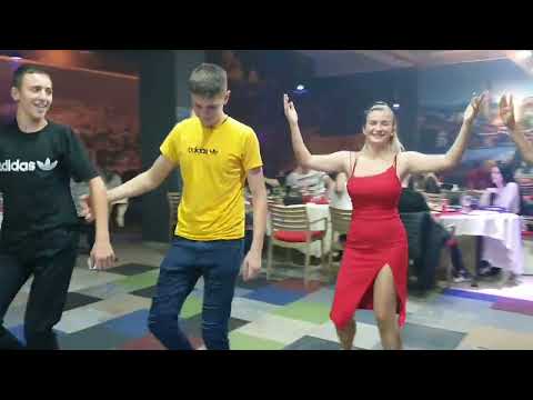 🔴 Erna Vila i zmaj s drine kolo vode - Hotel Heco Plus Sarajevo - Bosanski teferič