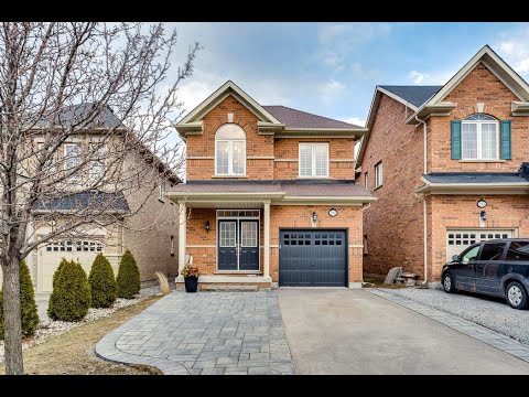 Cozy Home In Maple - 200 Wolf Creek Cres., Maple, Ontario - Tyso Media