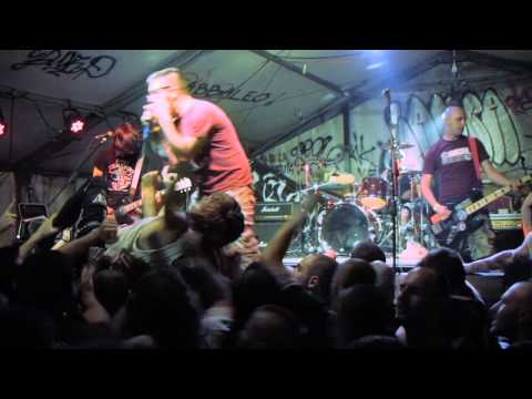 Bull Brigade - Dopo La Pioggia [Live @ Magazzino 47, Brescia, 16/06/2012].mov