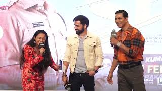 Akshay Kumar And Emraan Hashmi Promoting Selfie At Mukesh Auditorium