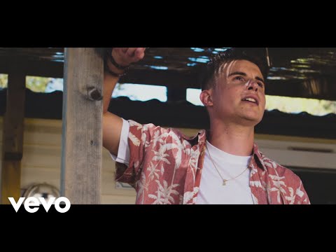 Adryano - MIA (Clip officiel)