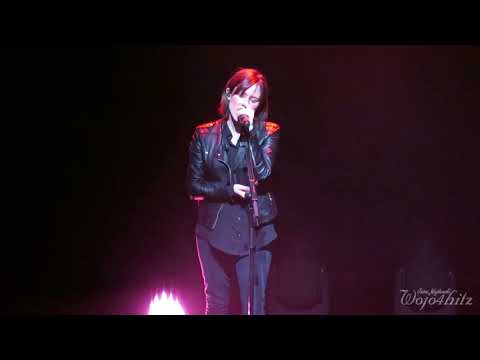 19/20 Tegan & Sara - Red Belt @ Tower Theatre, Philadelphia, PA 11/10/17
