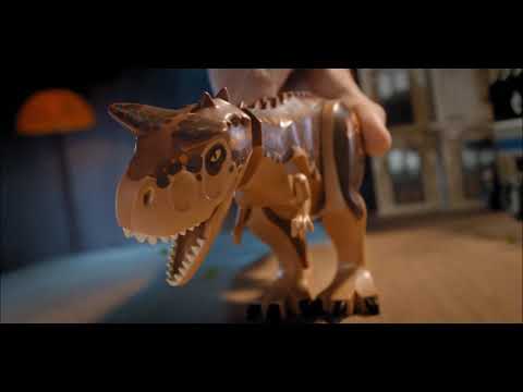 Smyths Toys - LEGO Jurassic World