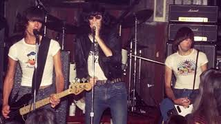 Ramones - Swallow My Pride (Live Early Version)