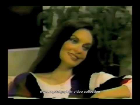 Crystal Gayle - interview