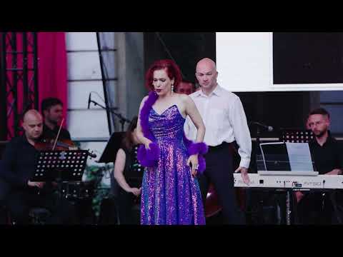 Huszka Jenő: 𝐄𝐠𝐲 𝐟𝐞́𝐫𝐟𝐢 𝐤𝐞́𝐩𝐞 - 𝐋𝐢𝐥𝐢 𝐛𝐚́𝐫𝐨́𝐧𝐨̋ | Kolcsár Katalin, balettkar