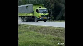 Download lagu Oleng Parah Hino 500 #Short mp3