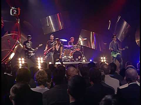 Ewa Farna - Ticho (Zlaty Mic CR 2007)