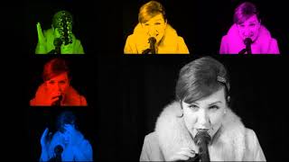 Christmas Don't Be Late (The Chipmunk Song) - Ambre McLean - LIVE LOOPING