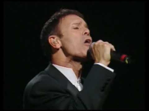 Cliff Richard & Vincenzo La Scola - Vita Mia