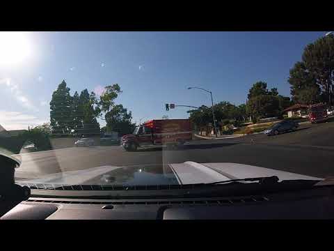 Not paying attention leads to 4 car accident in Long Beach, CA (2017/11/14)