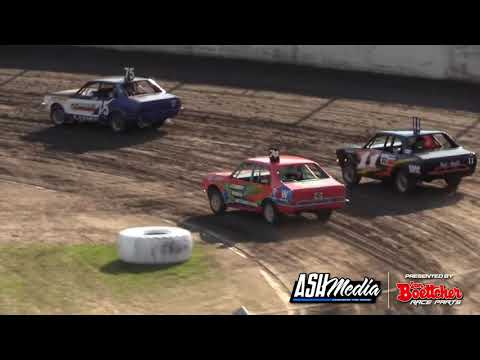 Junior Sedans: 2016/17 National Title - Heat 1 - Borderline Speedway - 06.01.2017