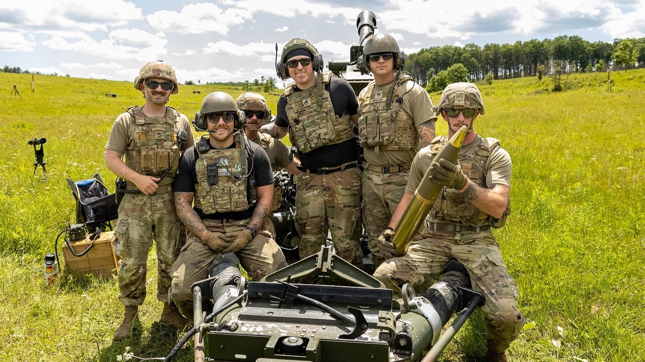 What does an US Army Joint Fire Support Specialist MOS 13F do?