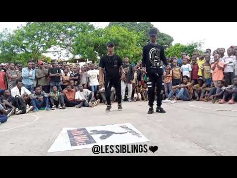 SIBLINGS FULL PERFORMANCE DANCE VIDEO (KHALIGRAPH JONES FT SARKODIE) Woow 🔥