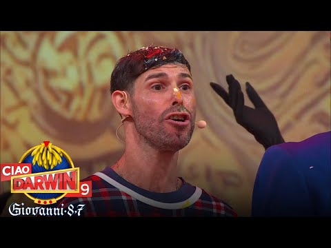 Ciao Darwin - La squadra Trattorie e l'approccio con la lirica