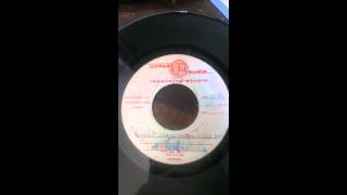 THE MARAUDERS - WHY DONT YOU LOVE ME youngstown ohio garage pop psych