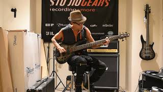 Video thumbnail for Ibanez SDGR  sr505 - 5 string Bass @ studiogears.com by Studio Gears