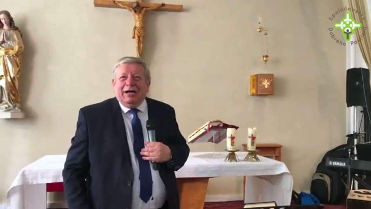 Prehrať video