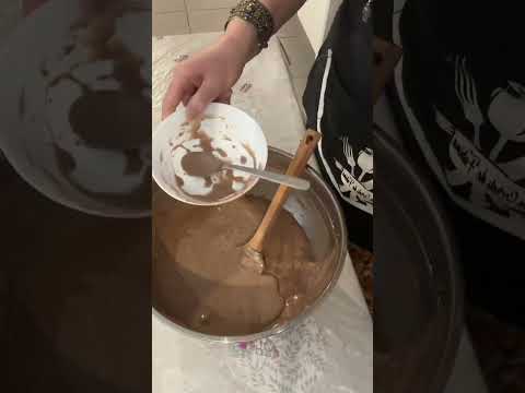 Voila la recette de ma bûche au chocolat kinder !