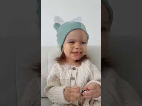 Миниатюра изображения товара Шапочка для малышей Amarobaby Fashion Bear / AB-OD22-NE16FBe/33-44 (молочный)