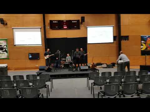 Joyo American pedal live into QSC PA