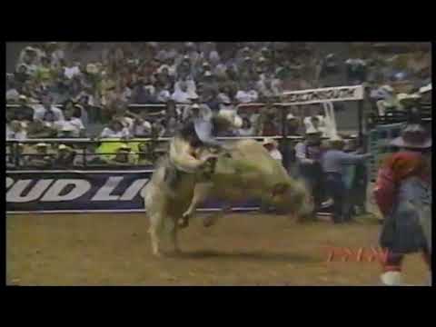 Panhandle Slim bucks Chris Sorace - 98 PBR Charlotte