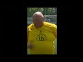 René gaat stuk om voetballende Peter Gillis! ?? #vandaaginside #massaiskassa