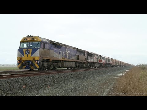 SCT 5PM9 In The Rain With CFCLA CF4410 - PoathTV Australian Trains & Railways