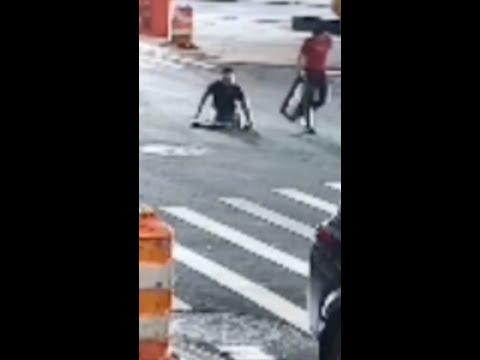 NYC police investigate men emerging from sewers