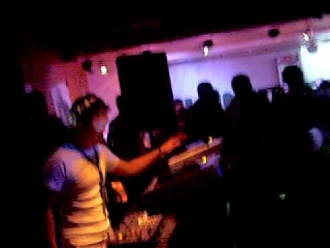 Hunters Nightclub New Year's Party - DJ Arnon Yokoyama.[Music: Dirtyloud - Trash House Music]