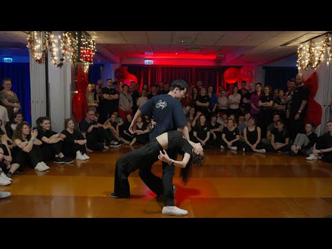 Wee Tze Yi & Dalena Lee - WALLOWS / Invitational Show / Santa Swing 2025