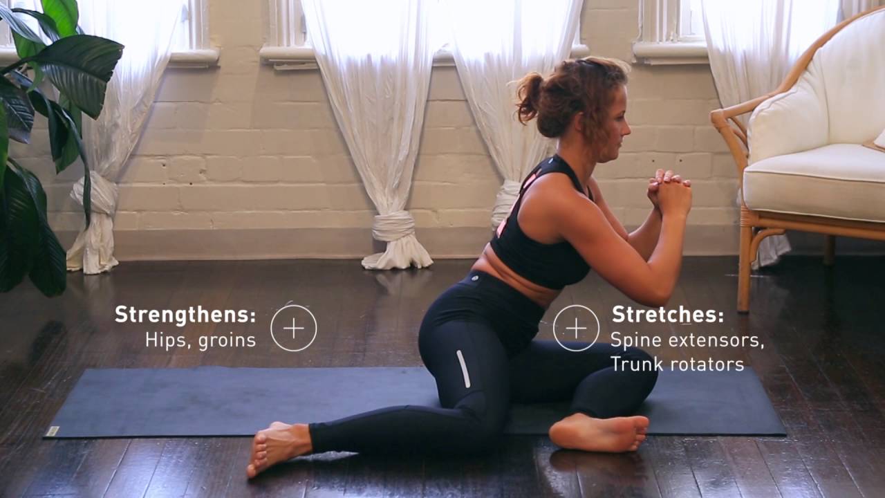 How to do a 90/90 hip stretch - YouTube