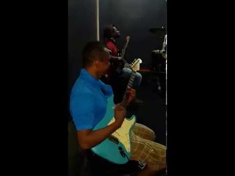 Roots'N Cultjah At The rehearsel.