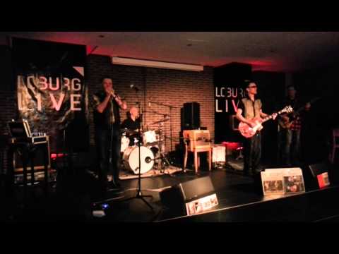 Jo Buddy & the Marble Tones: AJ, Ben and Anne Maarten in cafe Loburg Wageningen