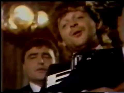 ŠVIC MEŠAČKU / ŠVIŤ MESЈAČKU / ШВИТЬ МЕШАЧКУ - Orkester Doma kulturi z Ruskoho Kerestura