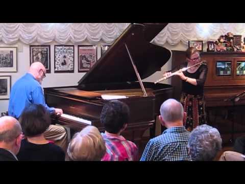 Water from an Ancient Well - Ivory&Gold®