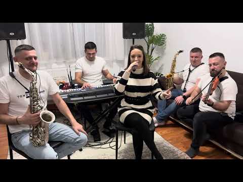 Formația Paul Pașca și Alina Roba Pașca - Polcă Bihor Live 🎷🎷🎷
