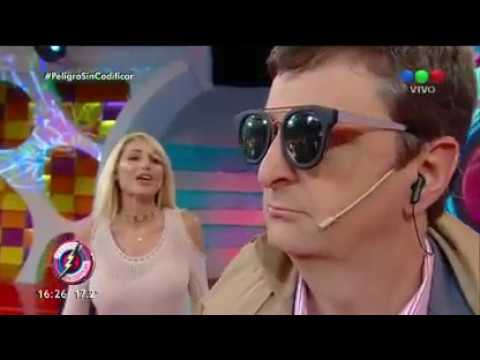 VIcky Xipolitakis y Oriana Yunque juntas - Peligro Sin Codificar 2017