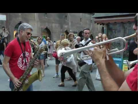 UMBRIA JAZZ 12 - FUNK OFF live [full HD]