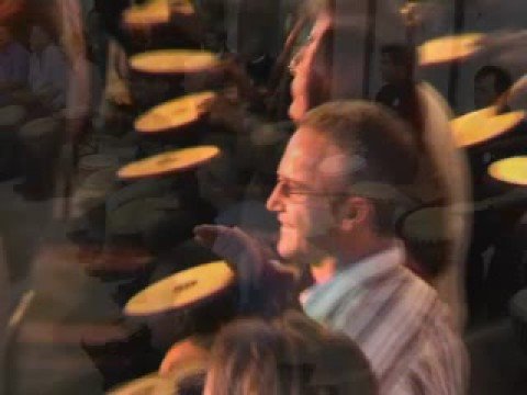 Teambildung durch Trommeln - das.imtakte.team by Gerhard Kero & Ulli Sanou / beatfactory