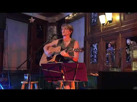 download lagu mp3 mp4 Michelle Swan, download lagu Michelle Swan gratis, unduh video klip Michelle Swan